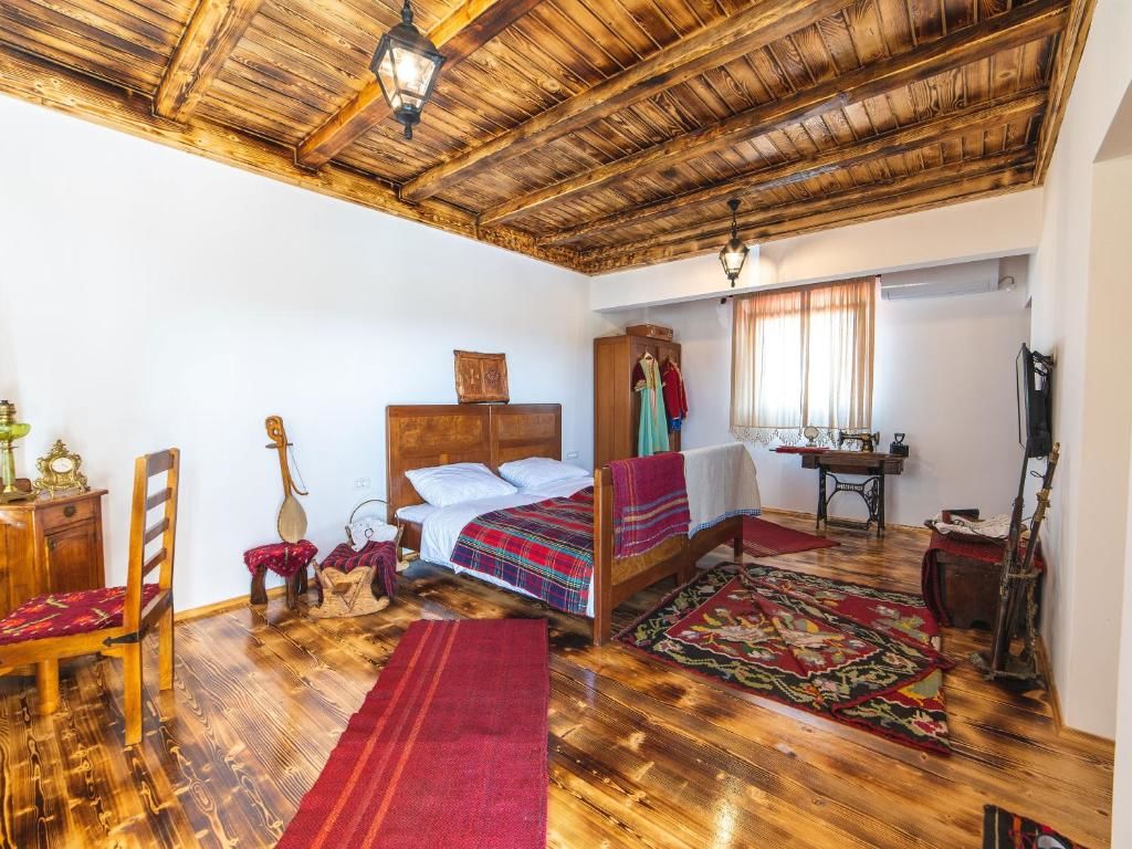 Отели типа «постель и завтрак» RoyalGarden Никшич-47