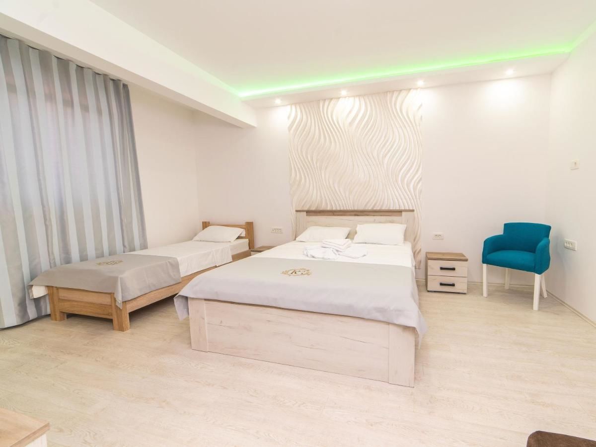 Отели типа «постель и завтрак» RoyalGarden Никшич-10