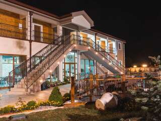 Отели типа «постель и завтрак» RoyalGarden Никшич-0