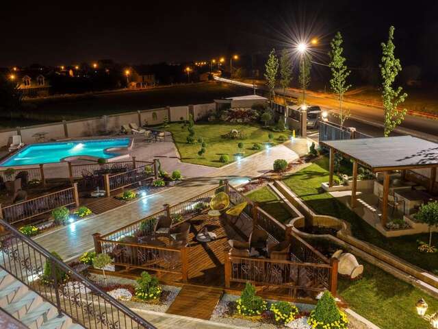 Отели типа «постель и завтрак» RoyalGarden Никшич-23