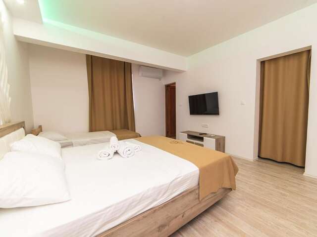 Отели типа «постель и завтрак» RoyalGarden Никшич-35